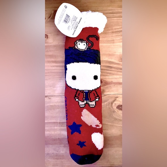 NWT•Unisex•Warner Bros. TV•FRIENDS•Central Perk •Ross & Marcel•Sherpa Socks - Picture 2 of 6